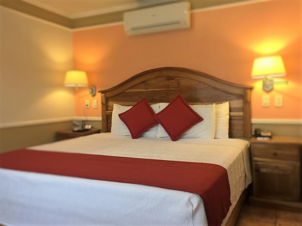 Prado Inn & Suites Сан Хосе Екстериор снимка